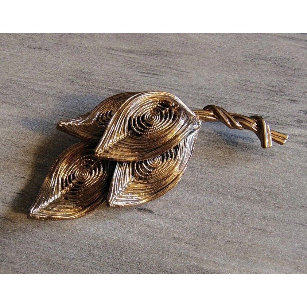 Rare Vtg Tortolani Quad Leaf Brooch Gold Tone Designer Intricate Design Must See